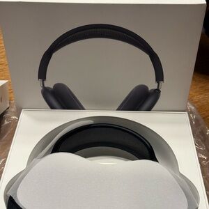 Apple AirPod Pro Max Headphones in “Midnight”